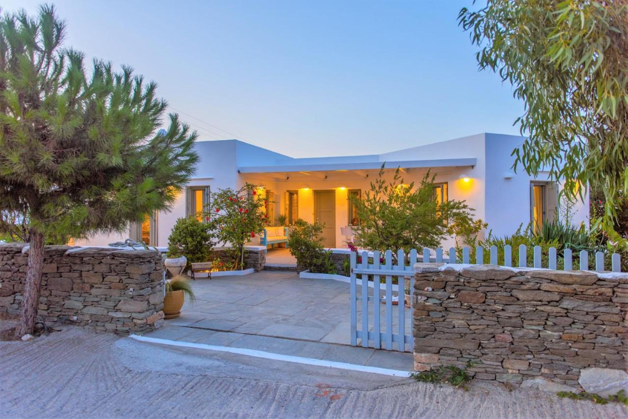 Villa Arades Sifnos With Private Pool 아폴로니아 외부 사진