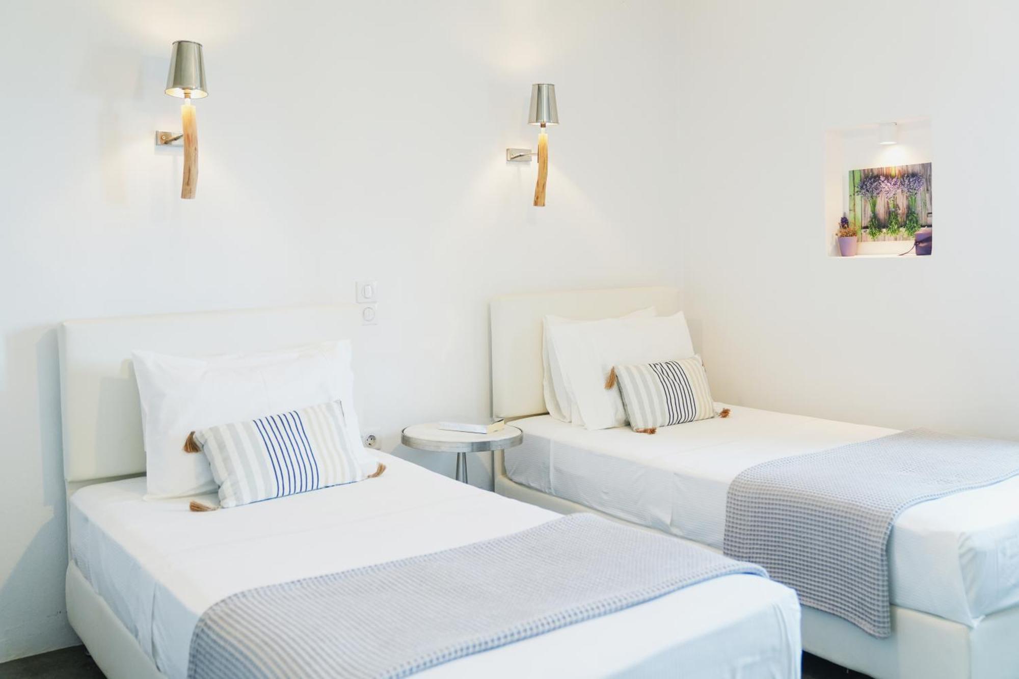 Villa Arades Sifnos With Private Pool 아폴로니아 외부 사진