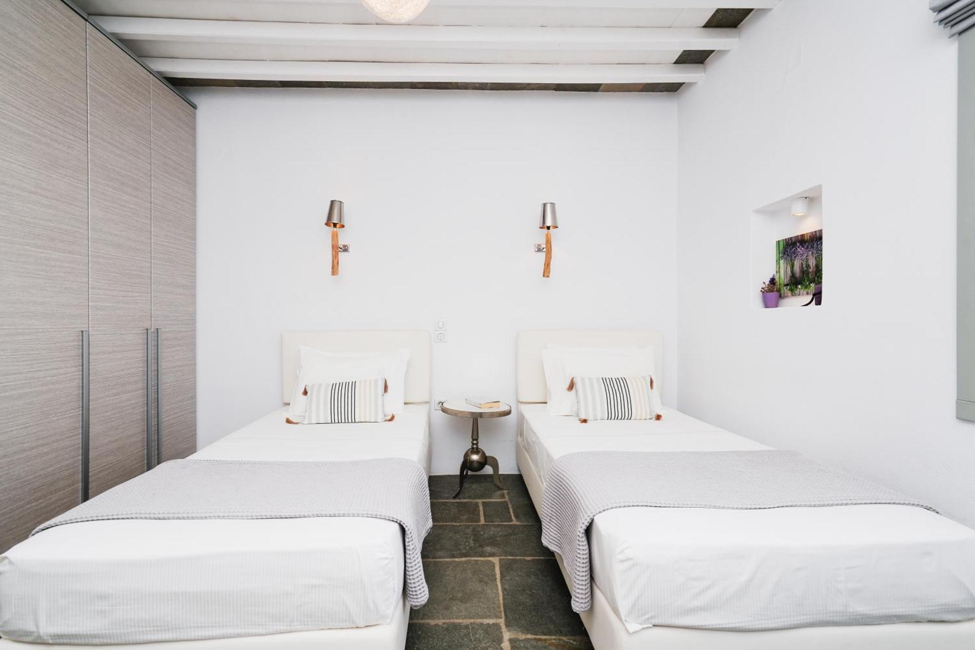 Villa Arades Sifnos With Private Pool 아폴로니아 외부 사진