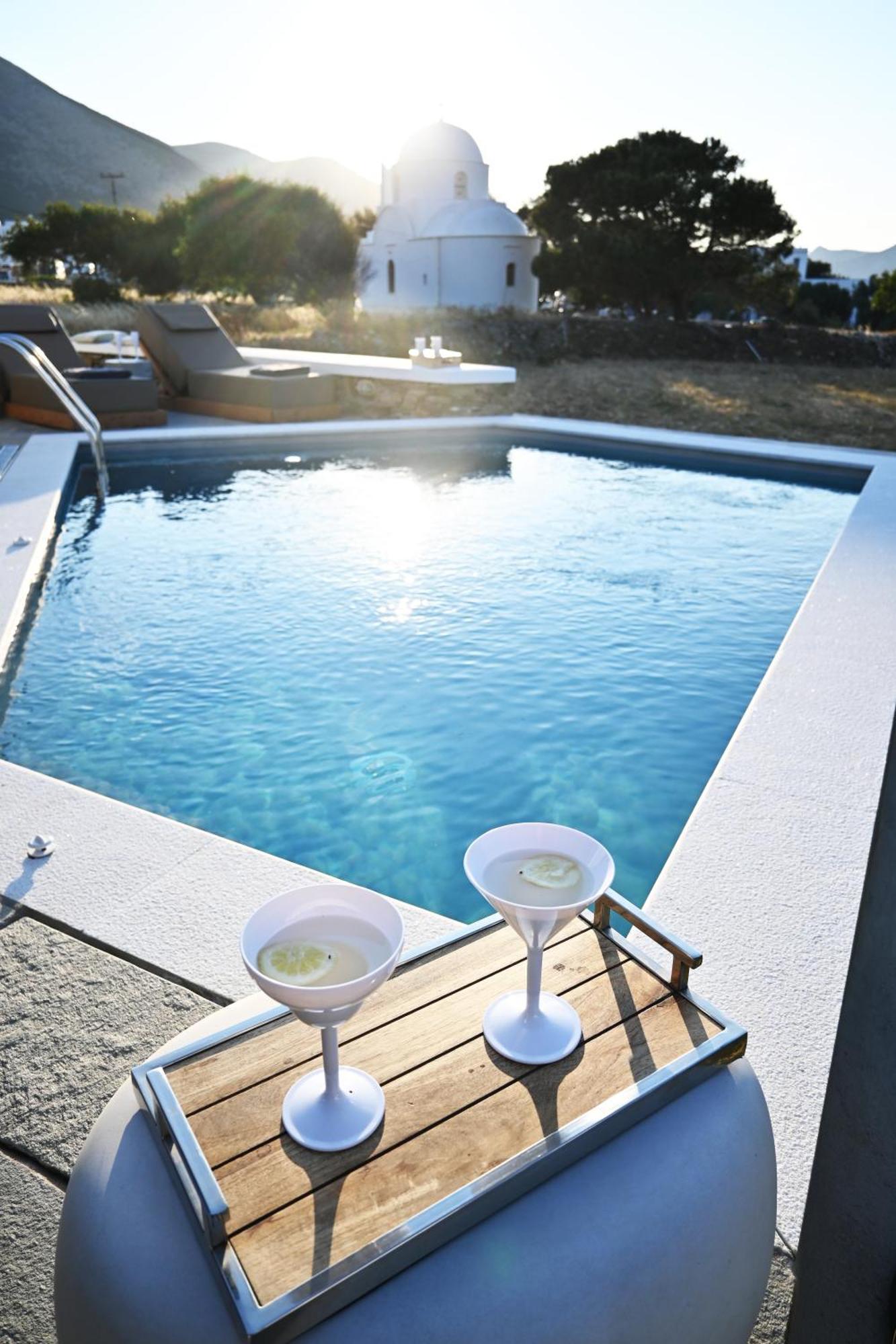 Villa Arades Sifnos With Private Pool 아폴로니아 외부 사진
